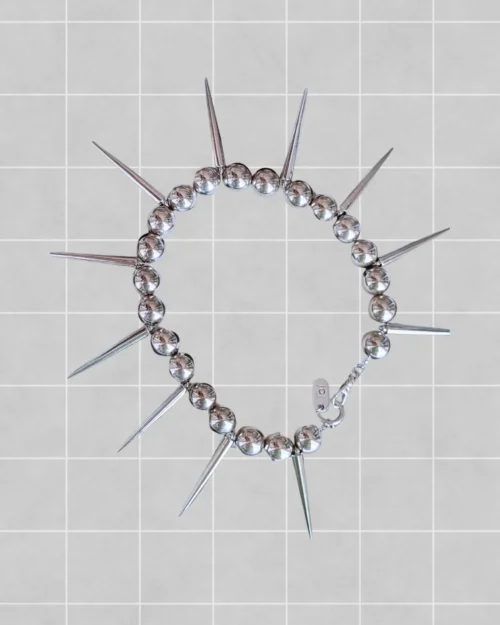 Collar punk tachas plateado