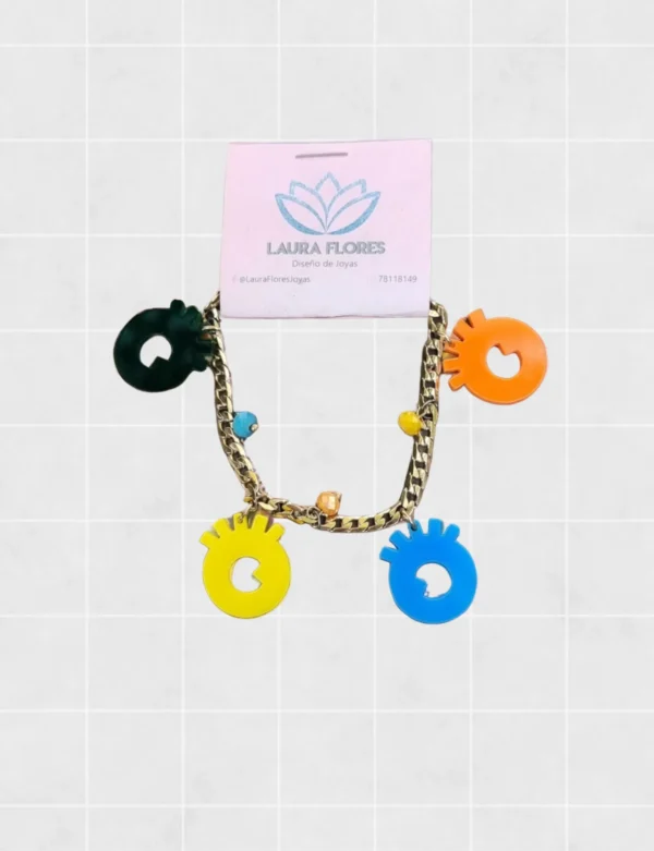 Pulcera ojos colores