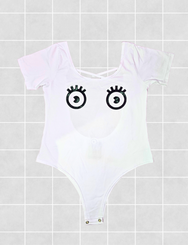 Body con ojos