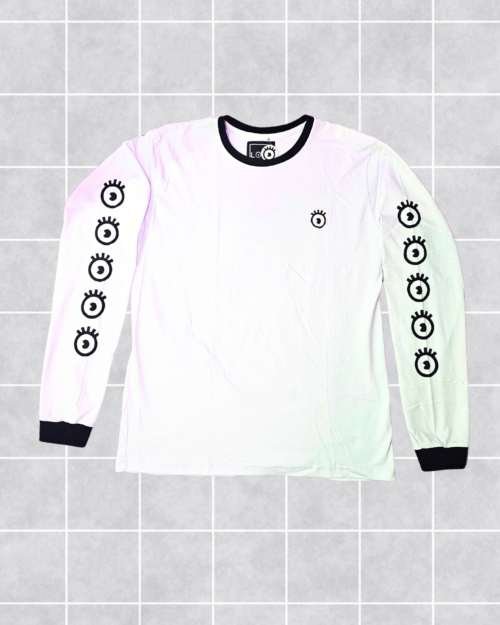 Manga larga con ojos