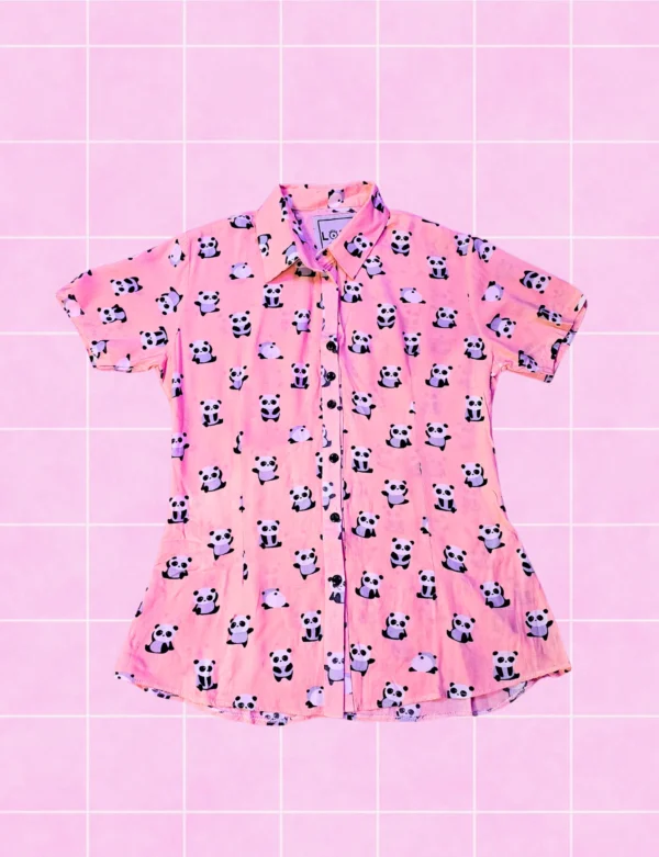 Camisa rosa con pandas