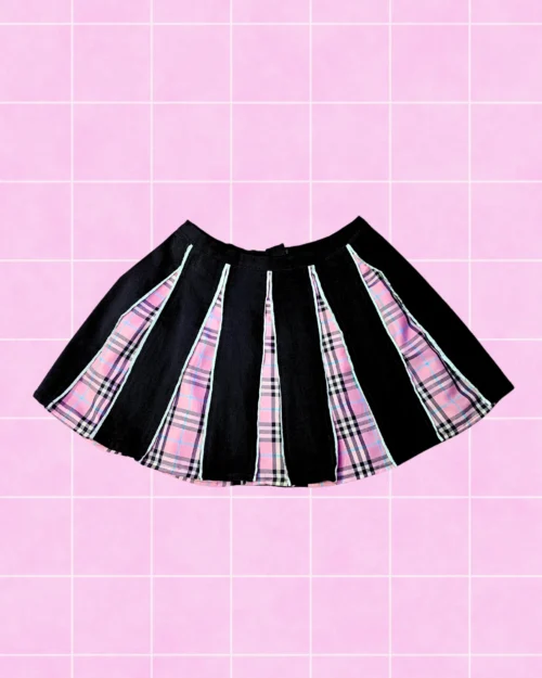 Falda negra con tatán rosa colab July